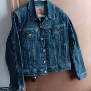 Ladies Levi denim jacket.